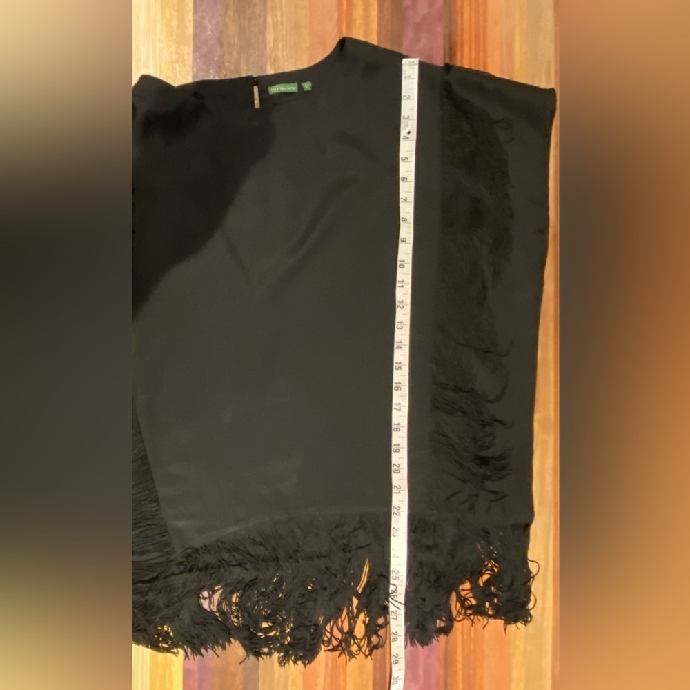 Anthropologie The Letter Black Fringe Top, size L - Picture 5 of 7